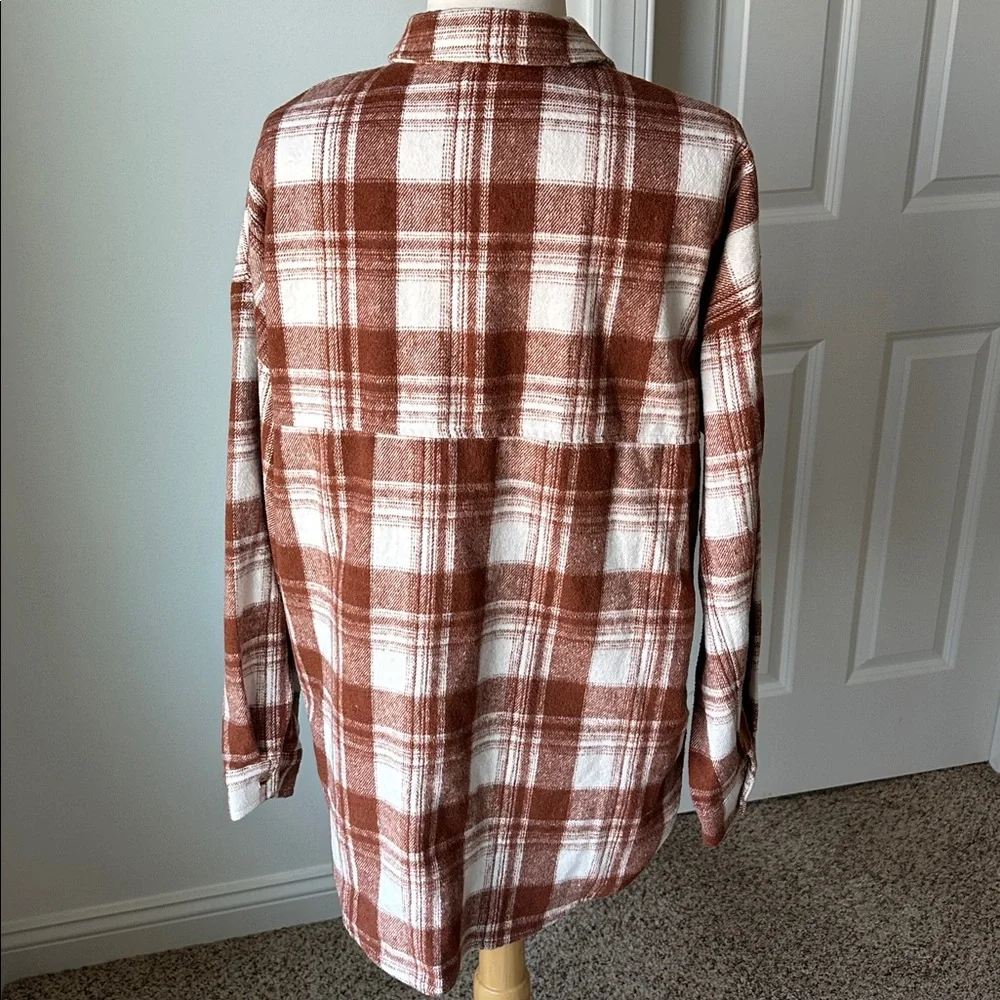 EUC - checkered button down  flannel - Picture 3 of 3